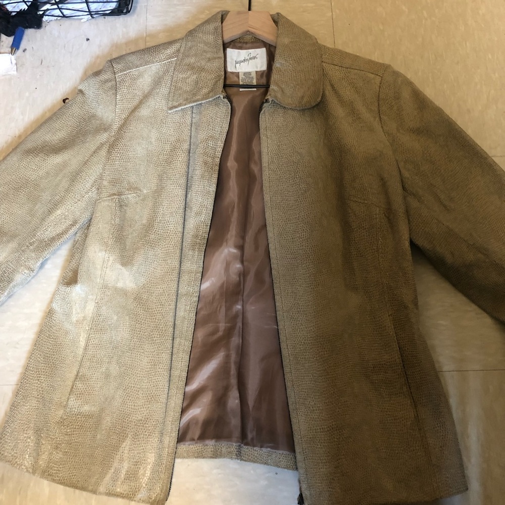 Genuine Leather pattern cream jacket